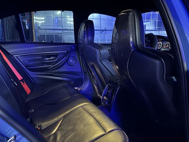 BMW寶馬 M3  第7張相片