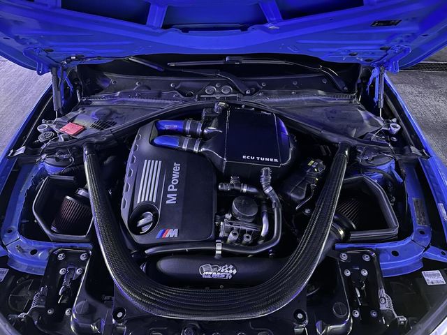 BMW寶馬 M3  第9張相片