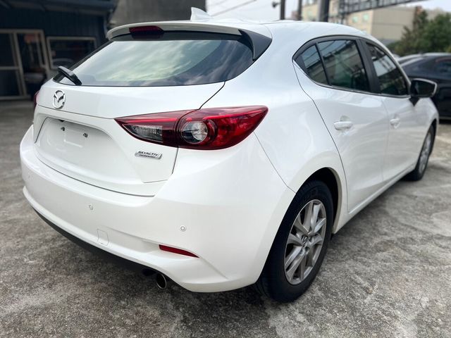 MAZDA馬自達 MAZDA 3  第4張相片