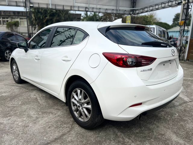 MAZDA馬自達 MAZDA 3  第5張相片