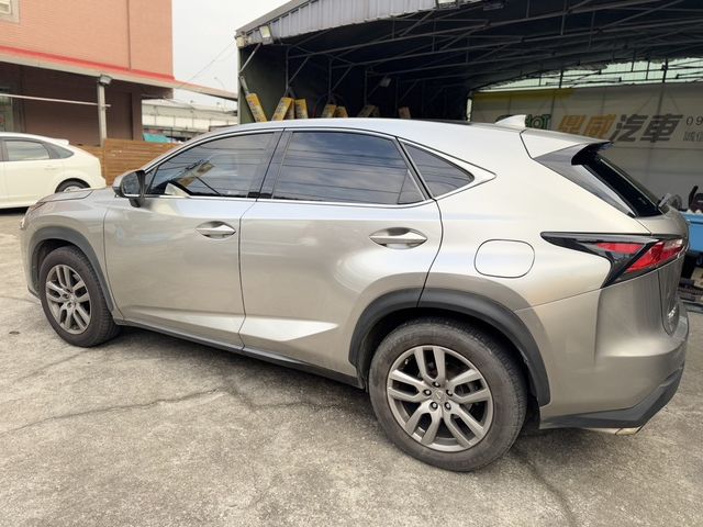 LEXUS凌志 NX200T  第6張相片