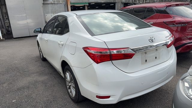 TOYOTA豐田 ALTIS  第2張相片