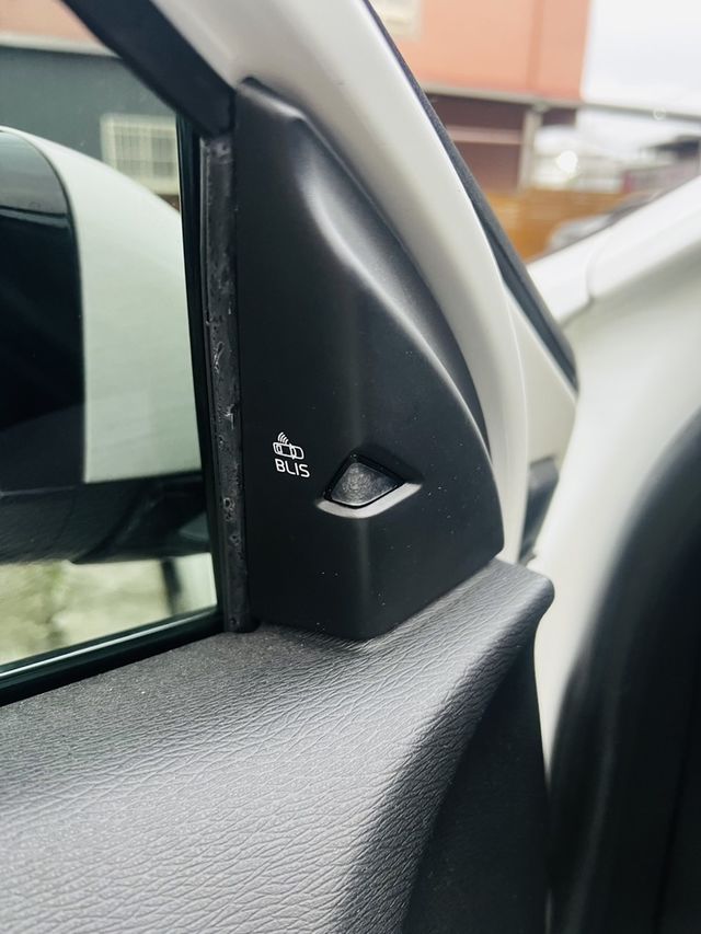 VOLVO富豪 V40  第11張相片