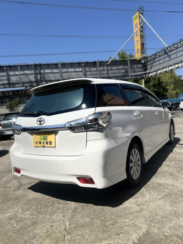 TOYOTA豐田 WISH  第2張相片