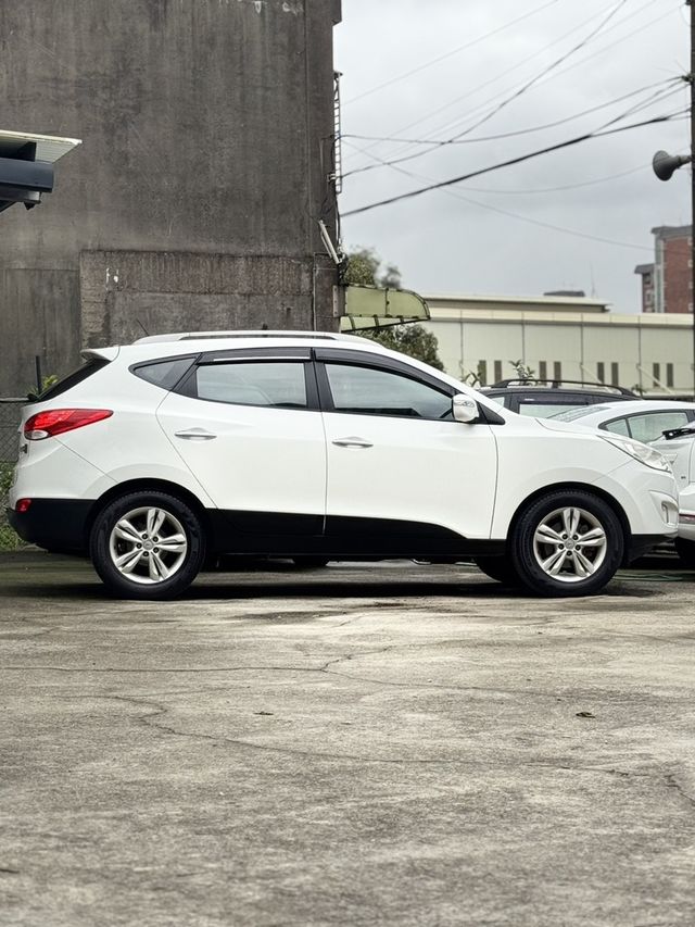 HYUNDAI現代 IX35  第4張相片