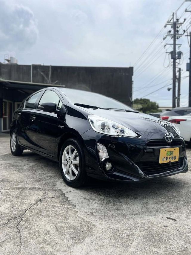 TOYOTA豐田 PRIUS C  第6張相片