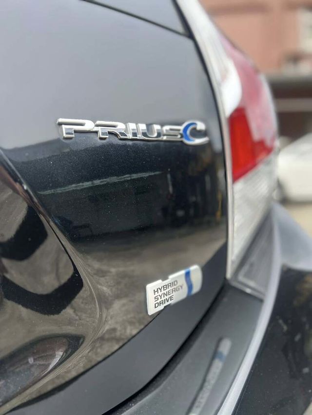 TOYOTA豐田 PRIUS C  第8張相片