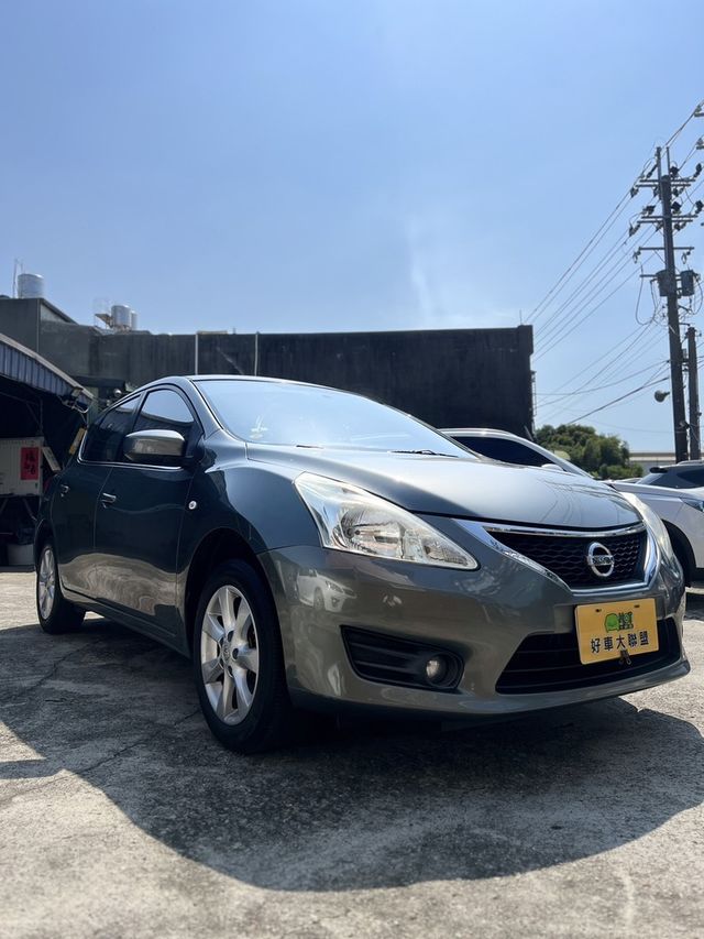 NISSAN日產 TIIDA  第2張相片