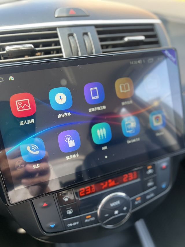 NISSAN日產 TIIDA  第8張相片
