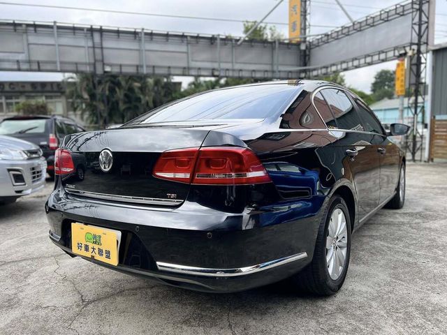 VOLKSWAGEN福斯 PASSAT  第3張相片