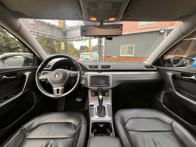 VOLKSWAGEN福斯 PASSAT  第5張相片