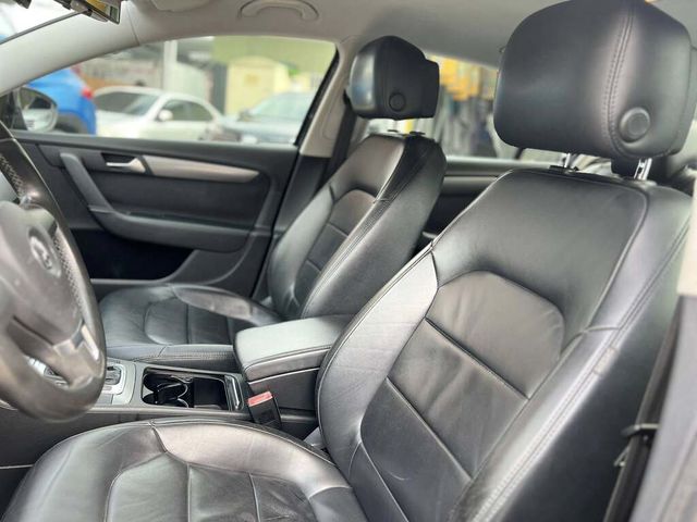 VOLKSWAGEN福斯 PASSAT  第6張相片