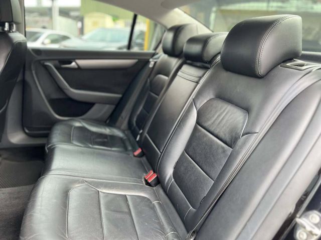 VOLKSWAGEN福斯 PASSAT  第7張相片