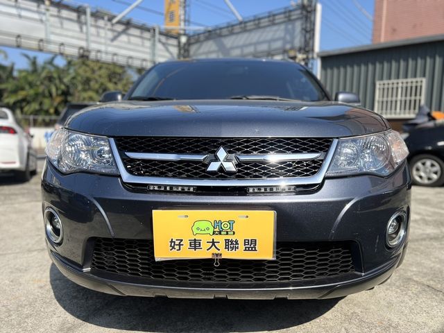 MITSUBISHI三菱 OUTLANDER  第2張相片