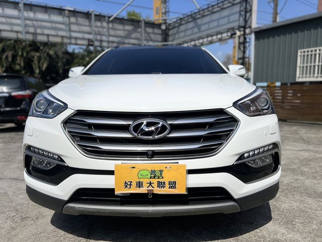 HYUNDAI現代 SANTA FE  第2張相片