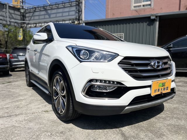 HYUNDAI現代 SANTA FE  第3張相片