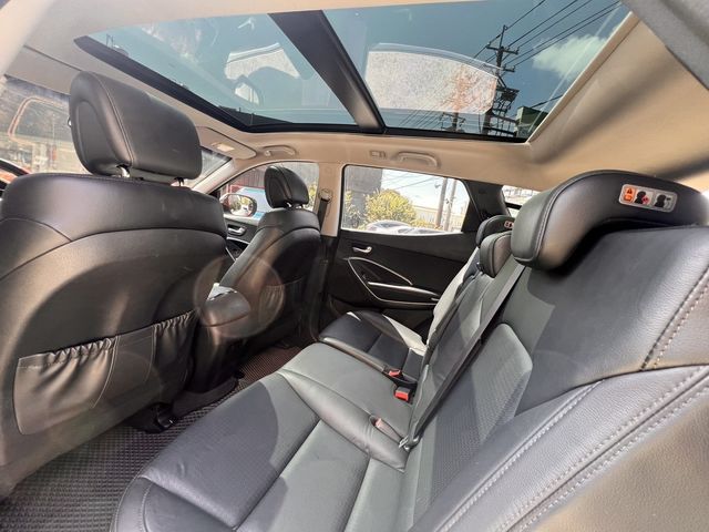 HYUNDAI現代 SANTA FE  第9張相片