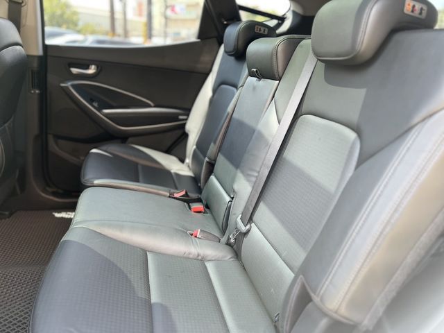 HYUNDAI現代 SANTA FE  第12張相片