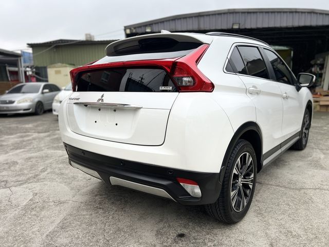 MITSUBISHI三菱 ECLIPSE  第3張相片