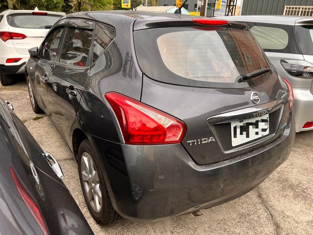 NISSAN日產 TIIDA  第4張相片