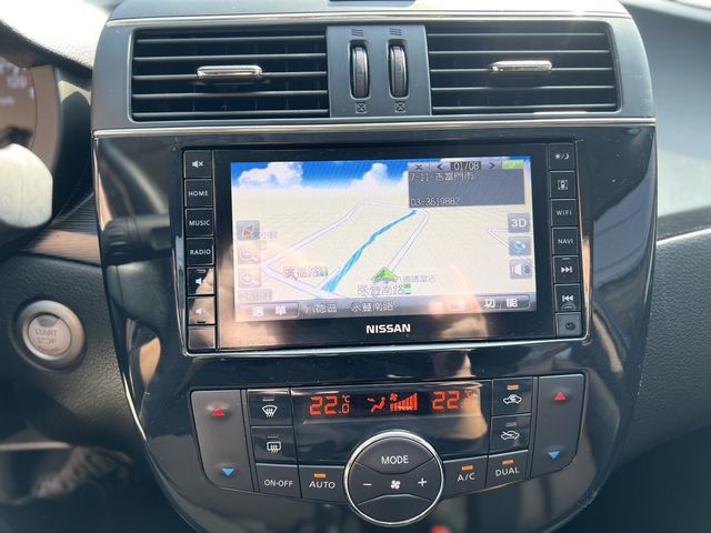 NISSAN日產 TIIDA  第8張相片