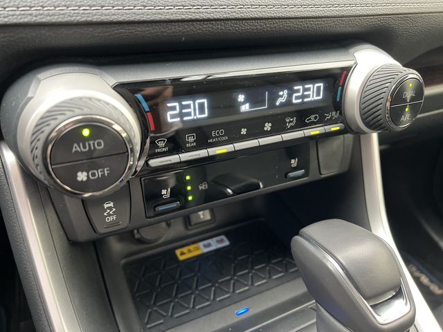 TOYOTA豐田 RAV4  第12張相片