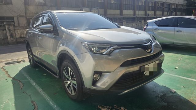 TOYOTA豐田 RAV4  第1張相片