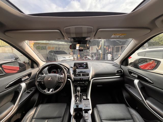 MITSUBISHI三菱 ECLIPSE  第5張相片