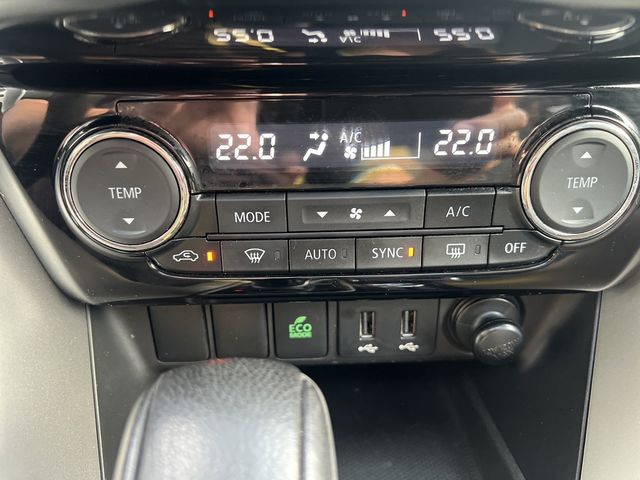 MITSUBISHI三菱 ECLIPSE  第14張相片