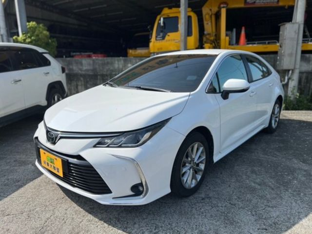 TOYOTA豐田 ALTIS  第1張相片