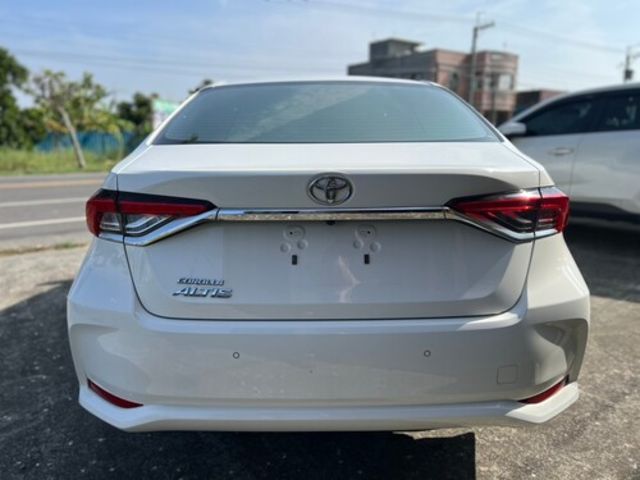 TOYOTA豐田 ALTIS  第4張相片