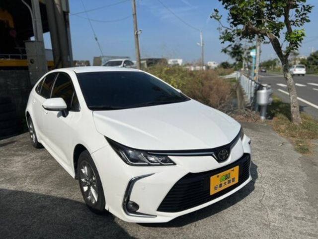 TOYOTA豐田 ALTIS  第6張相片