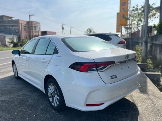 TOYOTA豐田 ALTIS  第7張相片