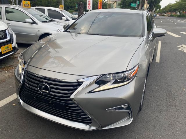 Lexus 凌志 ES200 2.0L  第1張相片