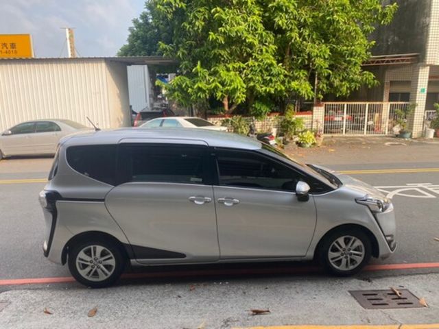 TOYOTA豐田 SIENTA  第4張相片