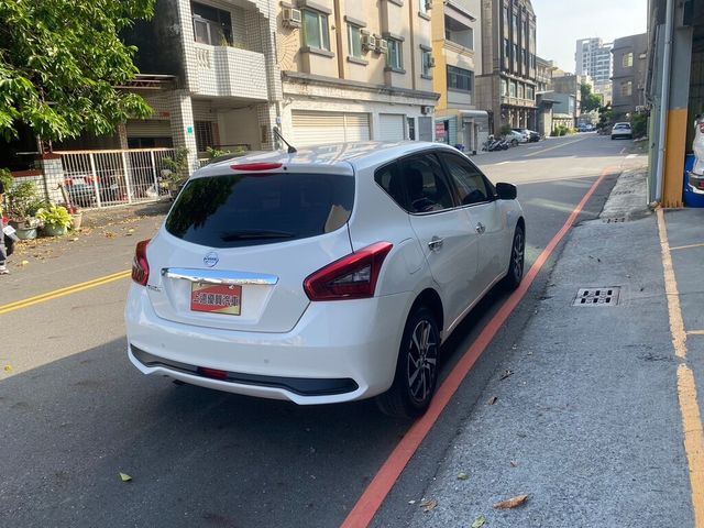 NISSAN日產 TIIDA  第5張相片