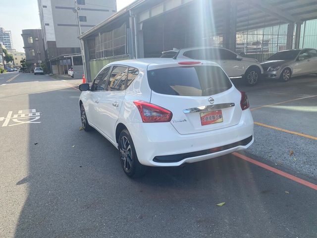 NISSAN日產 TIIDA  第7張相片