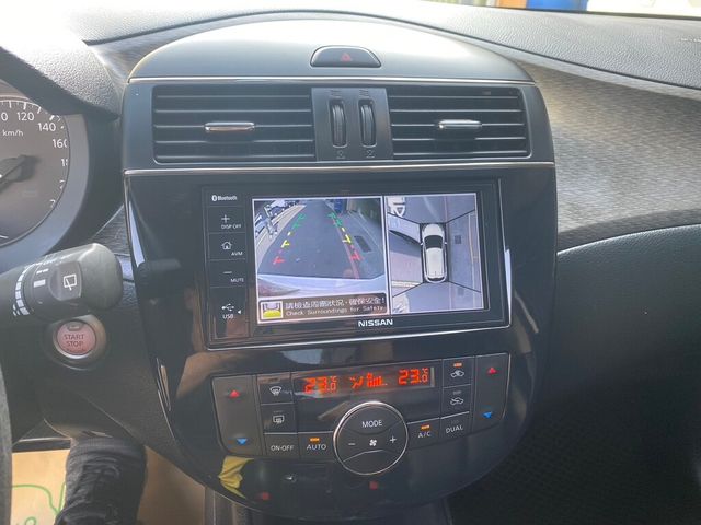 NISSAN日產 TIIDA  第17張相片