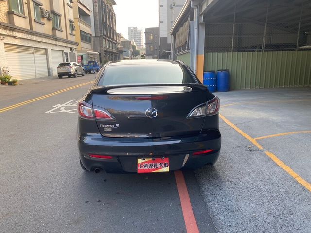 MAZDA馬自達 MAZDA 3  第6張相片