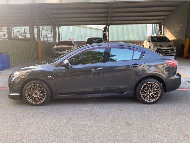 MAZDA馬自達 MAZDA 3  第8張相片