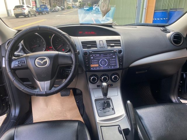 MAZDA馬自達 MAZDA 3  第14張相片