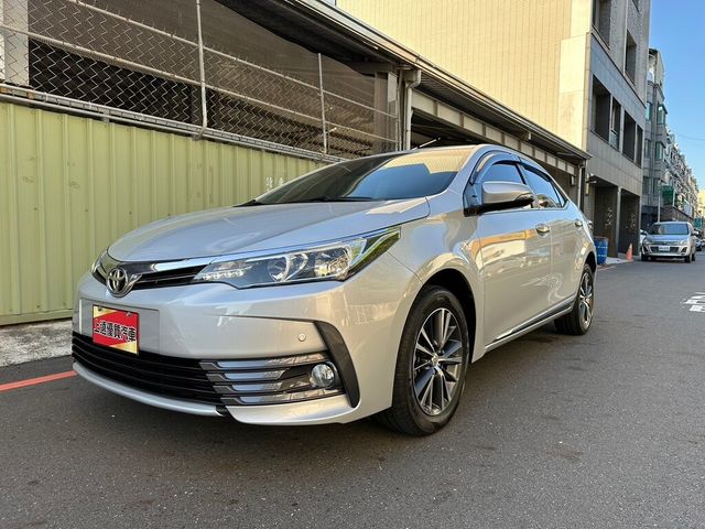 TOYOTA豐田 ALTIS  第1張相片