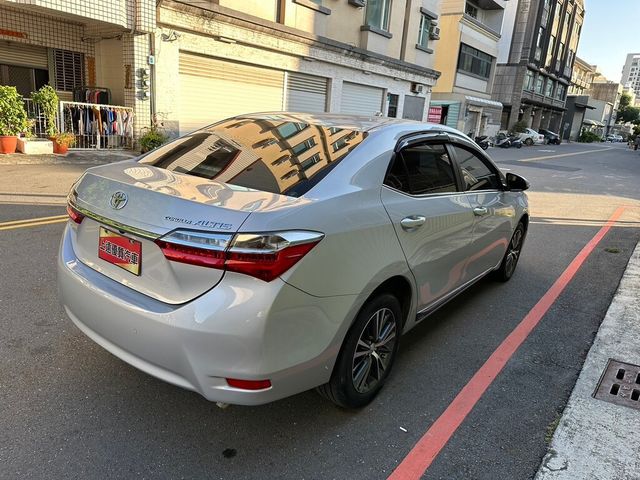 TOYOTA豐田 ALTIS  第7張相片