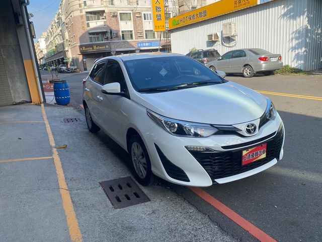 TOYOTA豐田 YARIS  第3張相片