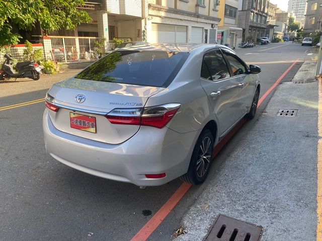 TOYOTA豐田 ALTIS  第7張相片