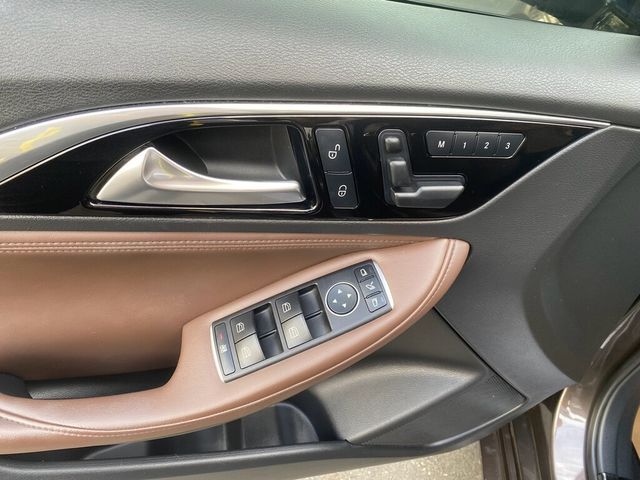 INFINITI無限 Q30  第33張相片