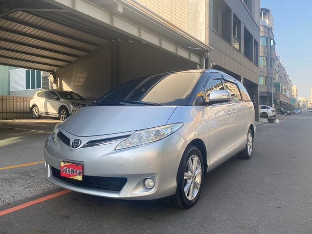 TOYOTA豐田 PREVIA  第1張相片