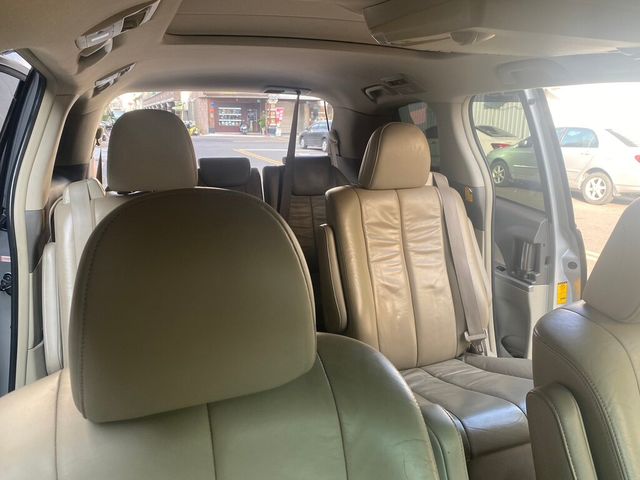 TOYOTA豐田 PREVIA  第21張相片
