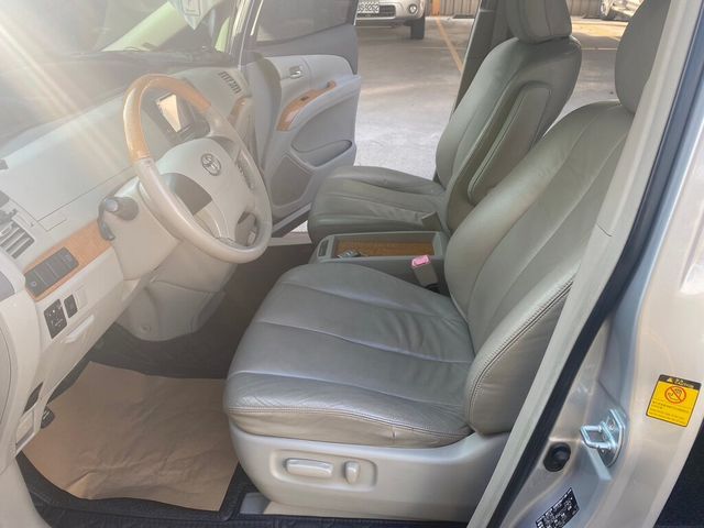 TOYOTA豐田 PREVIA  第35張相片