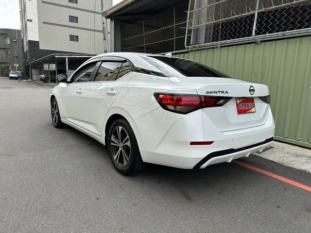 NISSAN日產 SENTRA  第4張相片